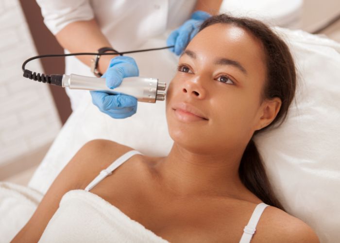 Microdermabrasion vs. Microneedling: What’s the Difference?